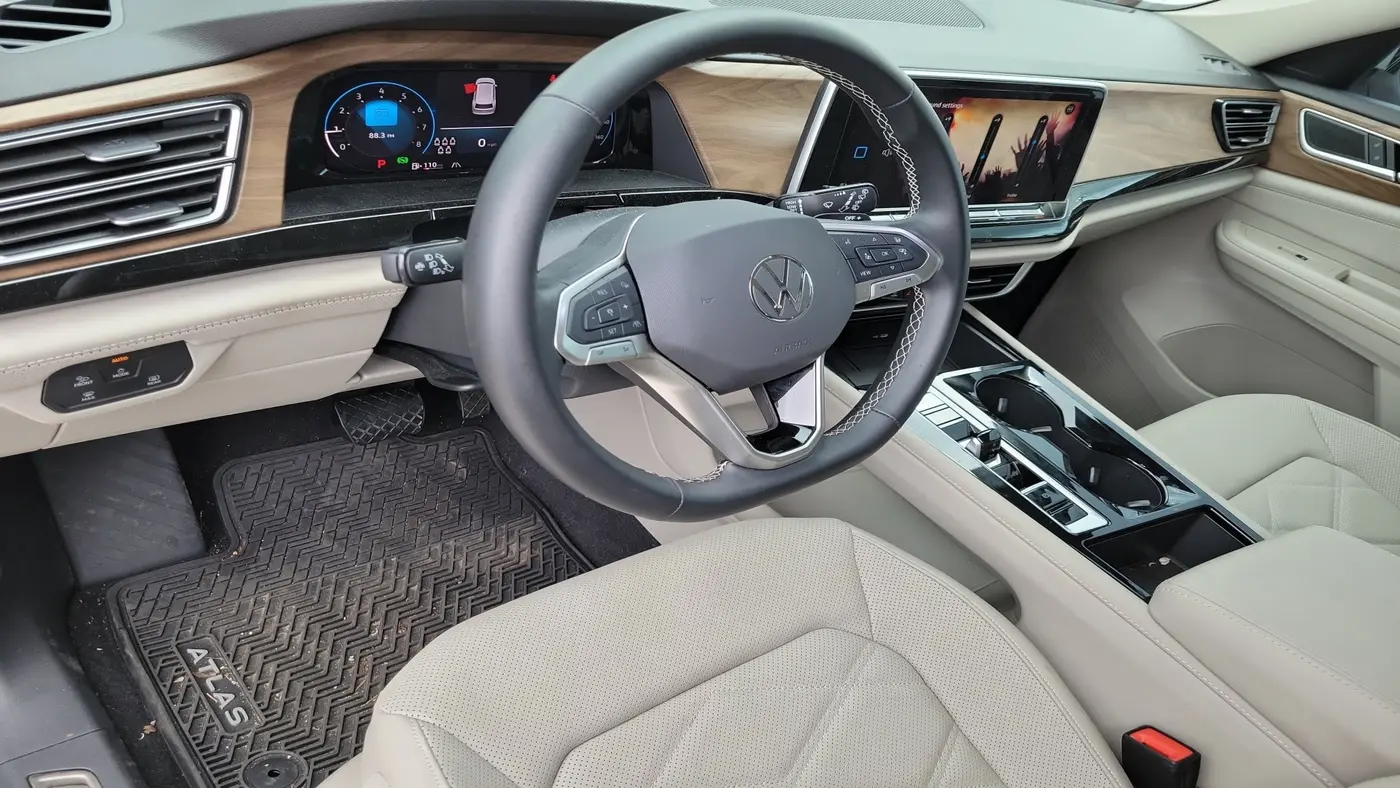 2026 Volkswagen Atlas SE