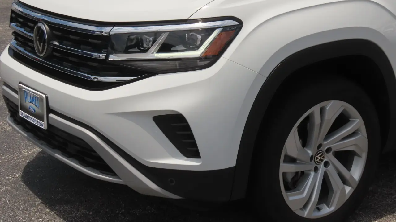 2023 Volkswagen Atlas SE