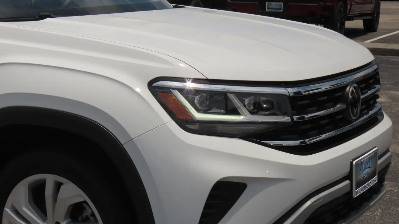 2023 Volkswagen Atlas SE