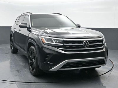 Photo of a 2022 Volkswagen Atlas SE 4DR SUV W/Technology for sale