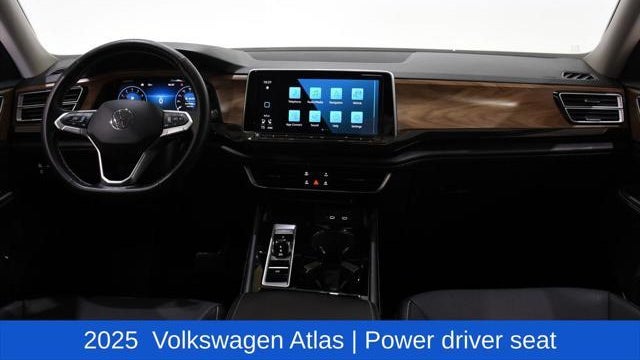 2025 Volkswagen Atlas SE