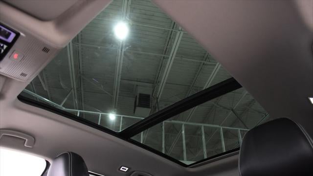 2025 Volkswagen Atlas SE