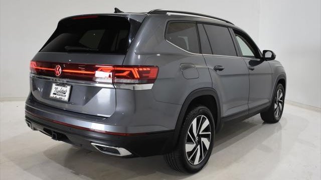 2025 Volkswagen Atlas SE