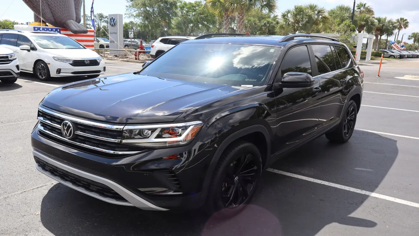 2023 Volkswagen Atlas V6 SE