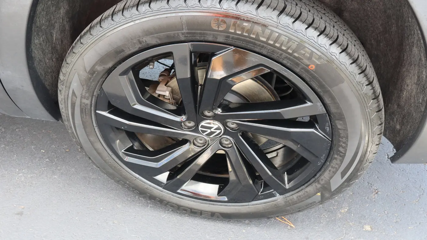 2023 Volkswagen Atlas V6 SE