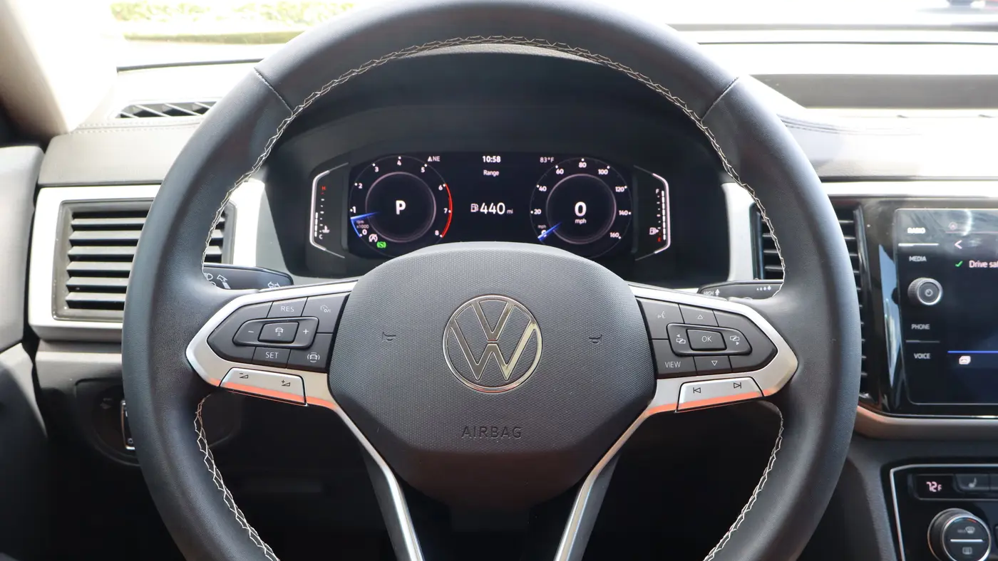 2023 Volkswagen Atlas V6 SE