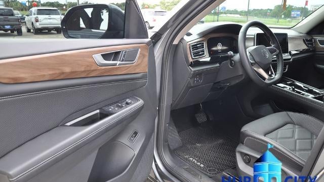 2024 Volkswagen Atlas SE