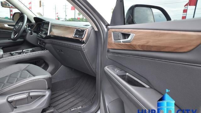 2024 Volkswagen Atlas SE