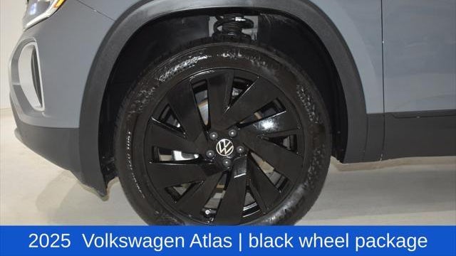 2025 Volkswagen Atlas SE