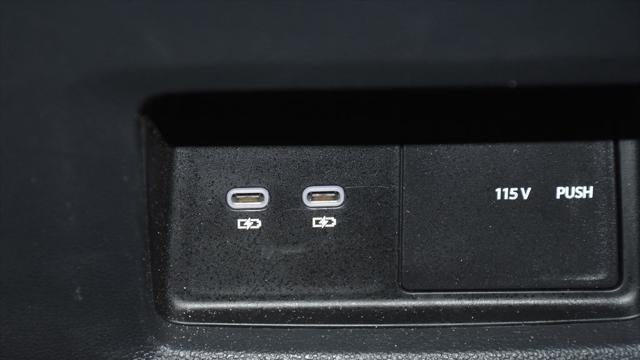 2025 Volkswagen Atlas SE