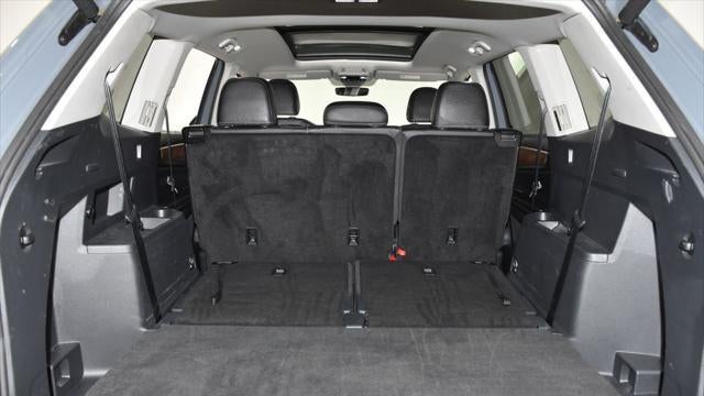 2025 Volkswagen Atlas SE