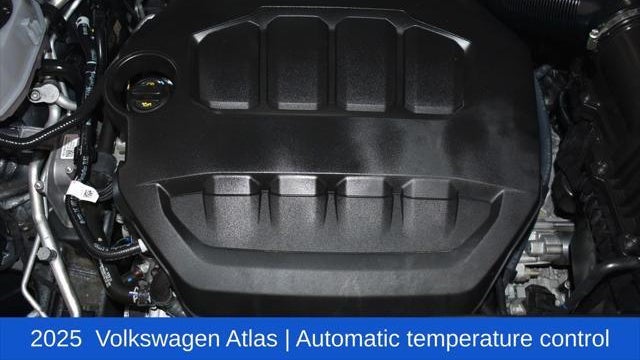 2025 Volkswagen Atlas SE