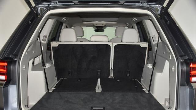 2025 Volkswagen Atlas SE