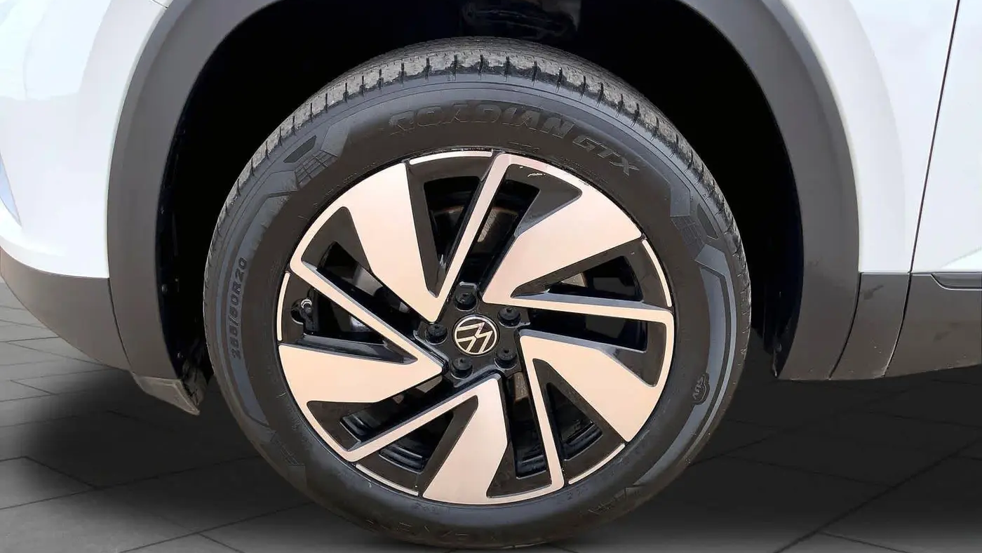 2024 Volkswagen Atlas SE