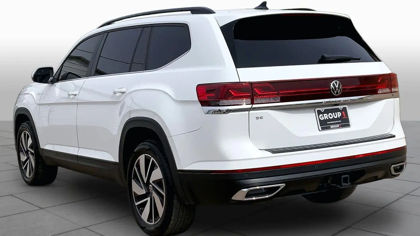 2024 Volkswagen Atlas SE