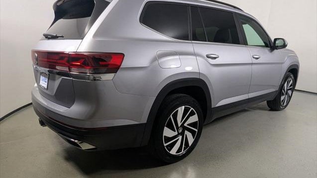 2024 Volkswagen Atlas SE