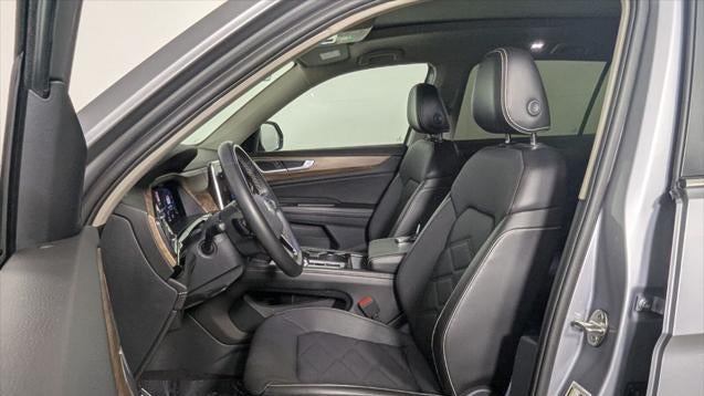 2024 Volkswagen Atlas SE