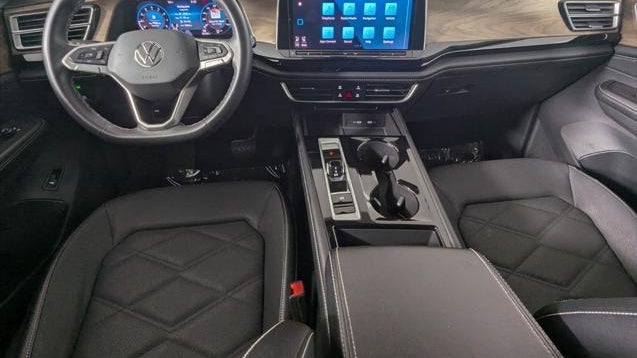 2024 Volkswagen Atlas SE