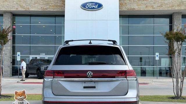 2024 Volkswagen Atlas SE