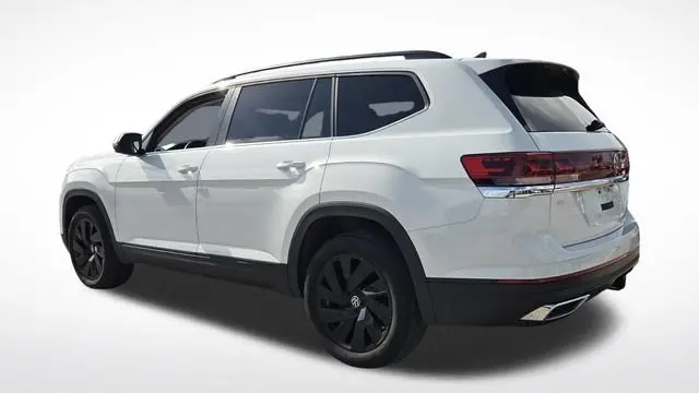 2024 Volkswagen Atlas SE