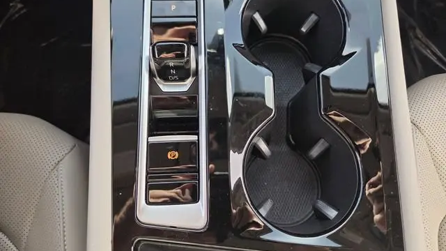2024 Volkswagen Atlas SE