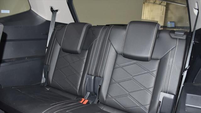 2025 Volkswagen Atlas SE