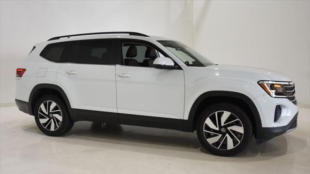 2025 Volkswagen Atlas SE
