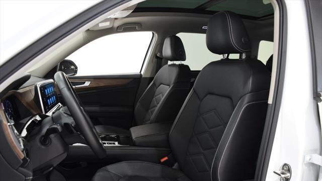 2025 Volkswagen Atlas SE