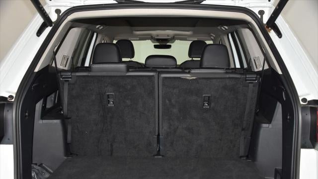 2025 Volkswagen Atlas SE