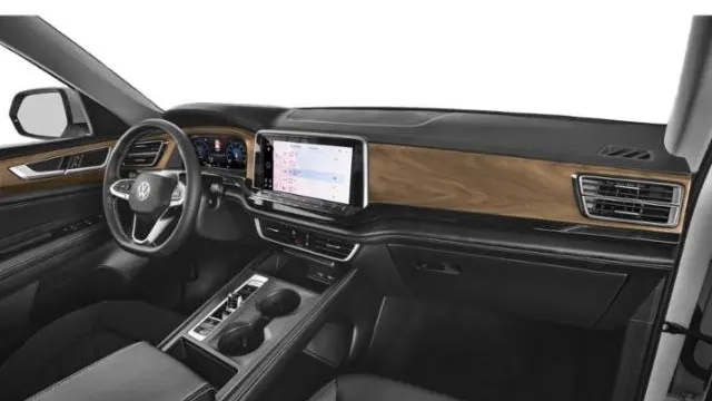 2025 Volkswagen Atlas SE