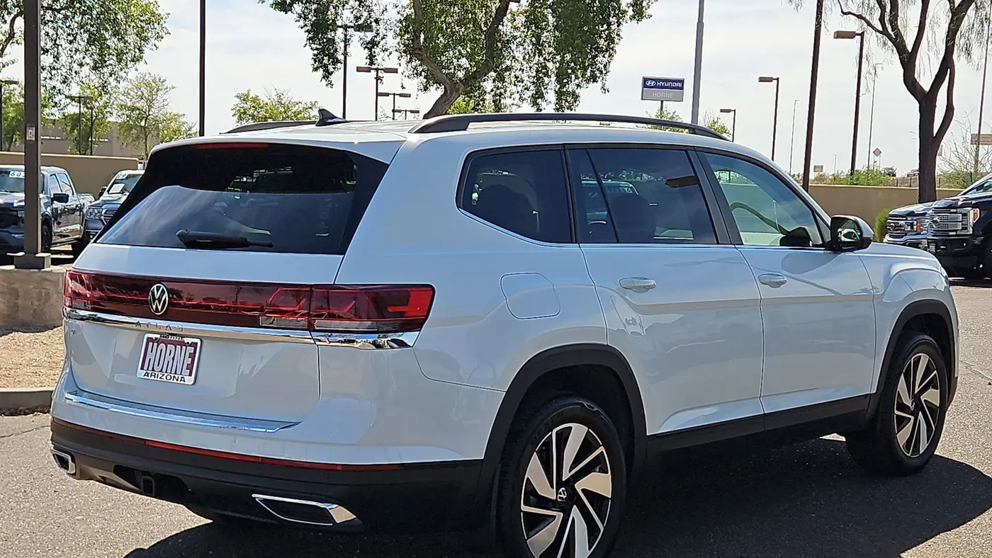 2025 Volkswagen Atlas SE