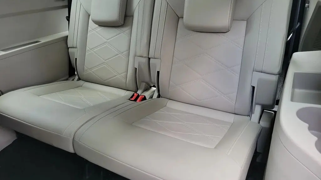 2024 Volkswagen Atlas SE