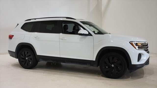2025 Volkswagen Atlas SE