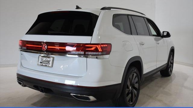 2025 Volkswagen Atlas SE