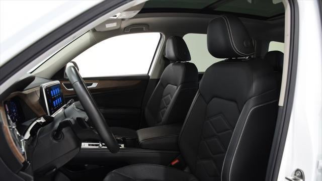 2025 Volkswagen Atlas SE