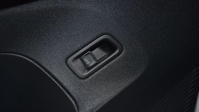 2025 Volkswagen Atlas SE