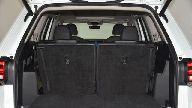 2025 Volkswagen Atlas SE