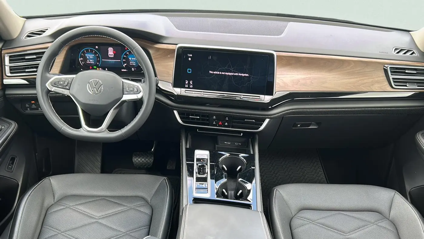 2024 Volkswagen Atlas SE
