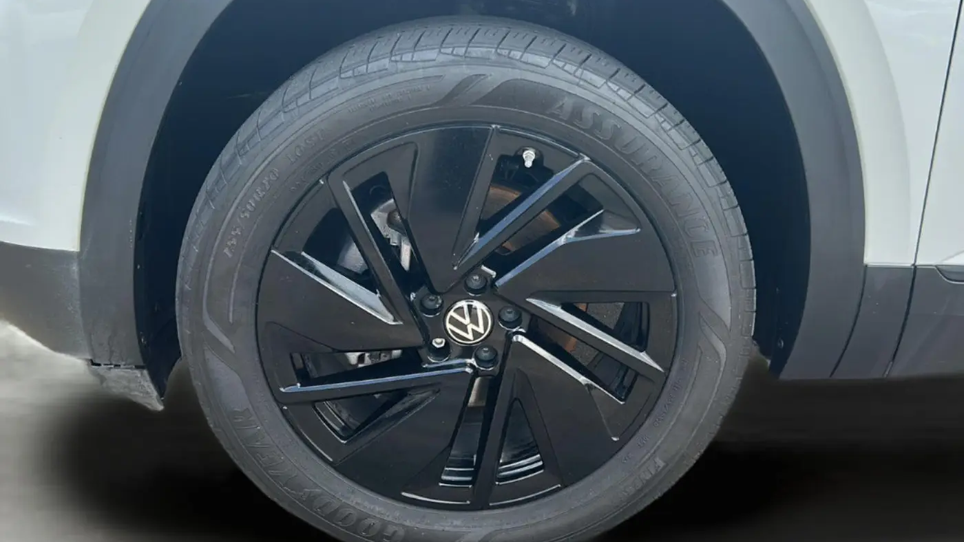 2024 Volkswagen Atlas SE