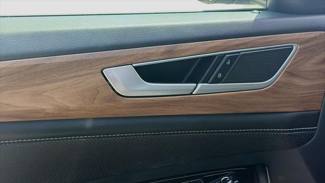 2024 Volkswagen Atlas SE