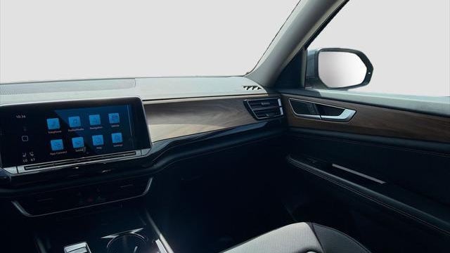 2024 Volkswagen Atlas SE