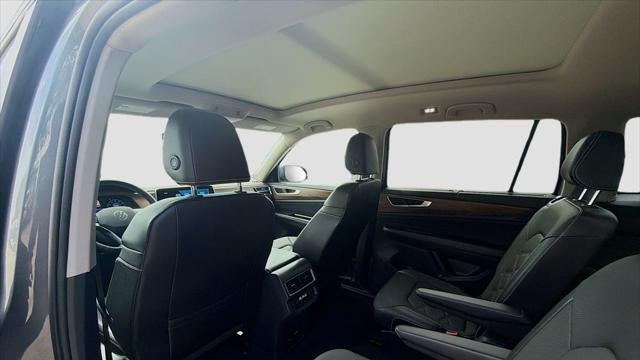 2024 Volkswagen Atlas SE