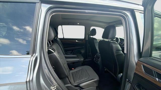 2024 Volkswagen Atlas SE