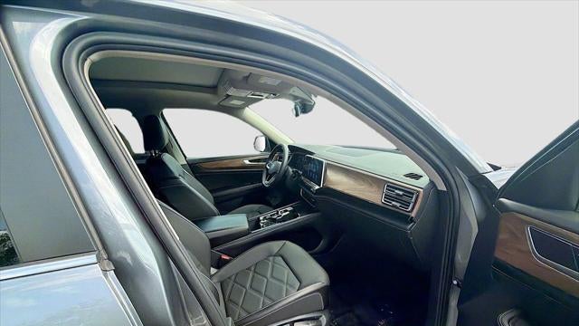 2024 Volkswagen Atlas SE