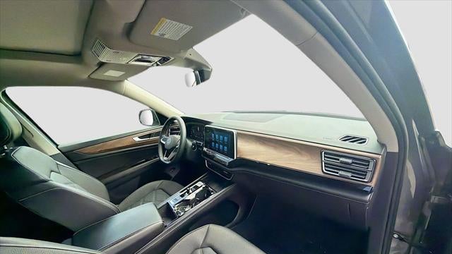2024 Volkswagen Atlas SE
