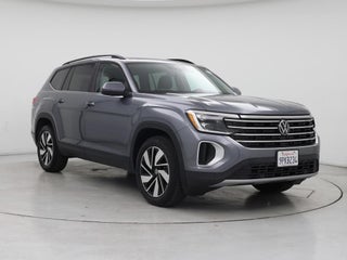 2024 Volkswagen Atlas with Platinum Gray Metallic Exterior