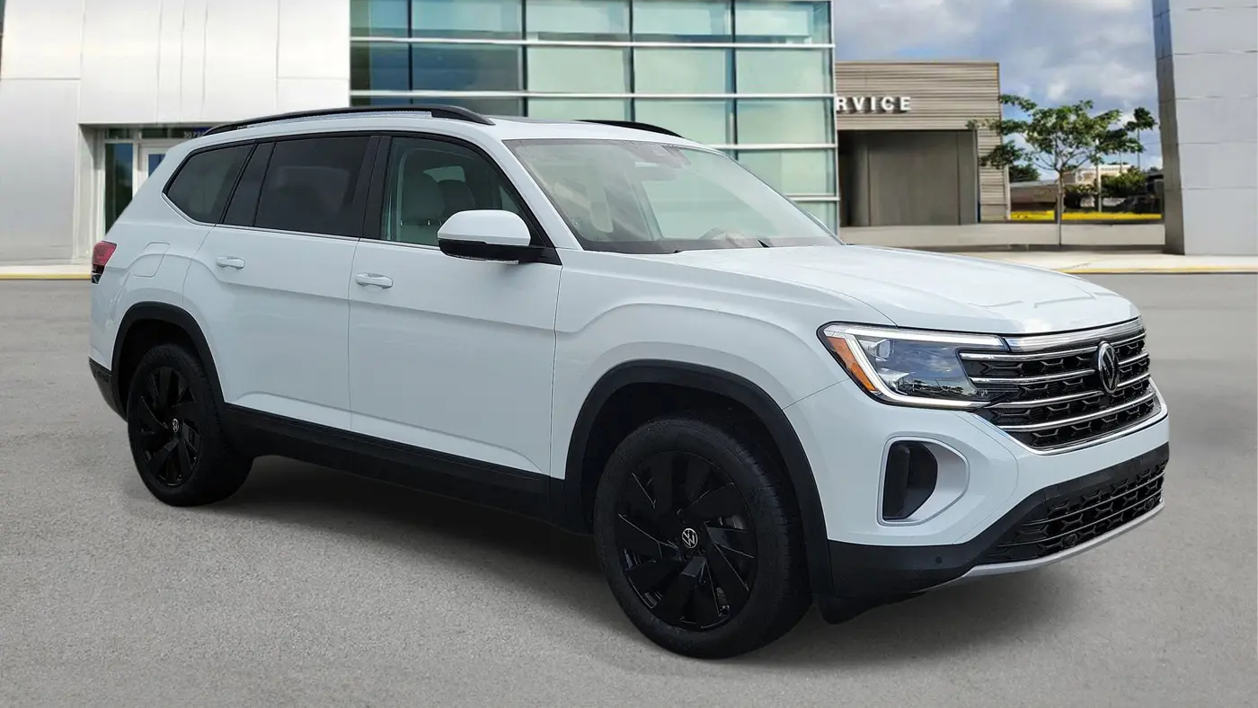 2025 Volkswagen Atlas SE