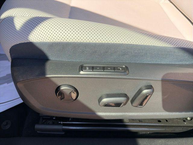 2025 Volkswagen Id.4 - $38,050