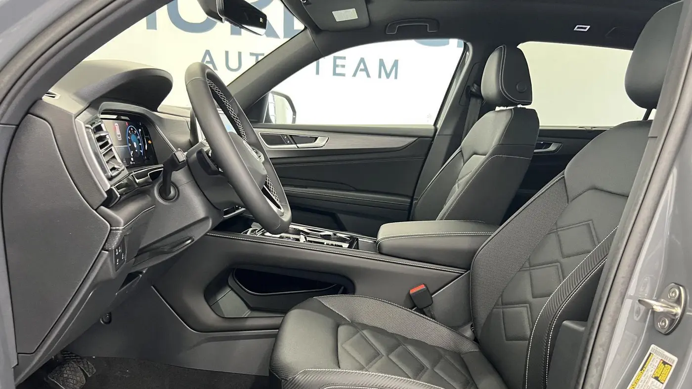 2026 Volkswagen Atlas Cross Sport SE 4Motion