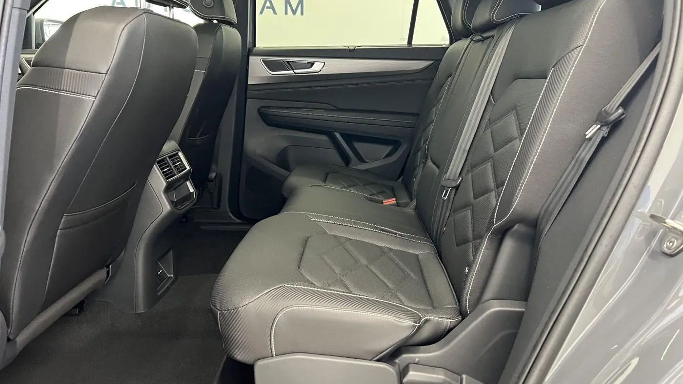 2026 Volkswagen Atlas Cross Sport SE 4Motion